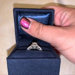 Diamond engagement ring